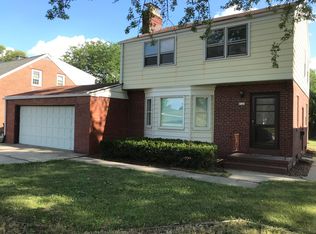 9723 W Wisconsin Ave, Wauwatosa, WI 53226