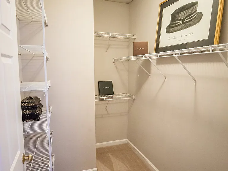 Brookberry Park Apartments — Photo 35