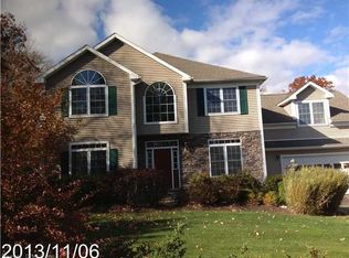 2 Mayflower Ln, Shelton, CT 06484