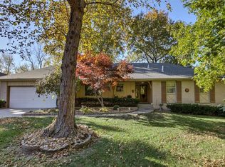 8524 Hawthorne Ave, Raytown, MO 64138