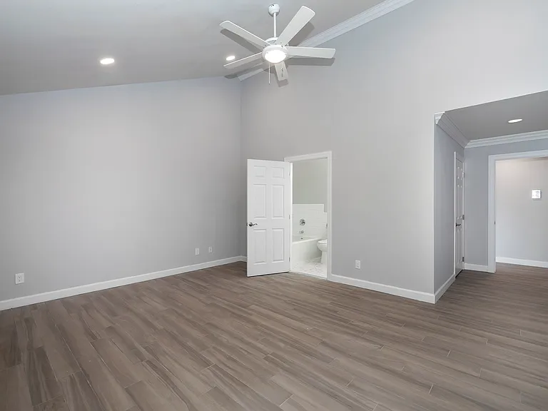 Fairfield Knolls South — Photo 28