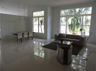 2493 Bay Isle Dr, Weston, FL 33327