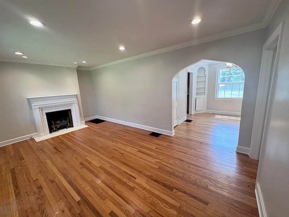 242 Cumberland Cir