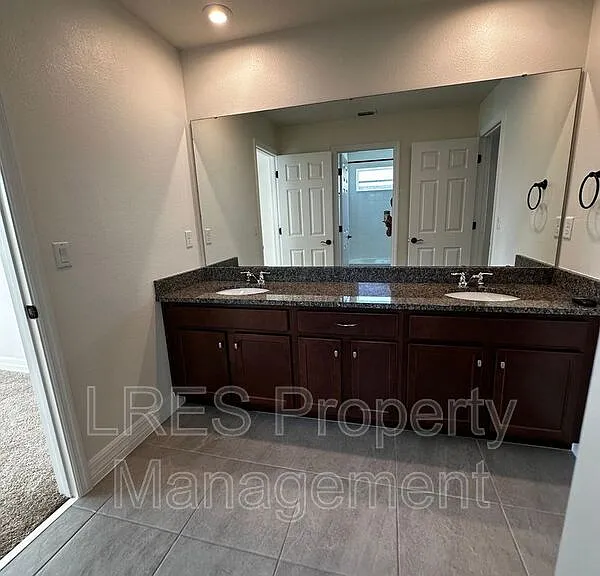 9220 Sea Pine Ave — Photo 41