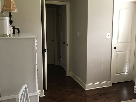 5th image of 1714 Churchill Ln SE