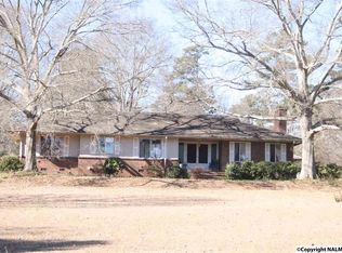 2601 Hilltop Rd, Gadsden, AL 35904