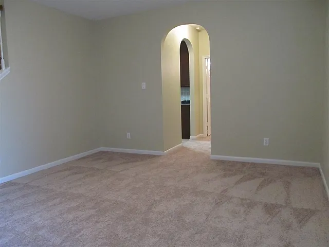 3011 Chesapeake Bend Ln — Photo 7