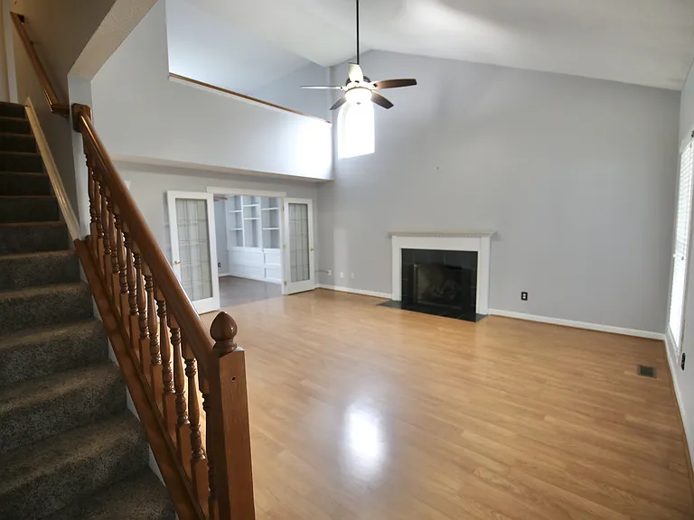 4400 Greensbury Dr — Photo 54