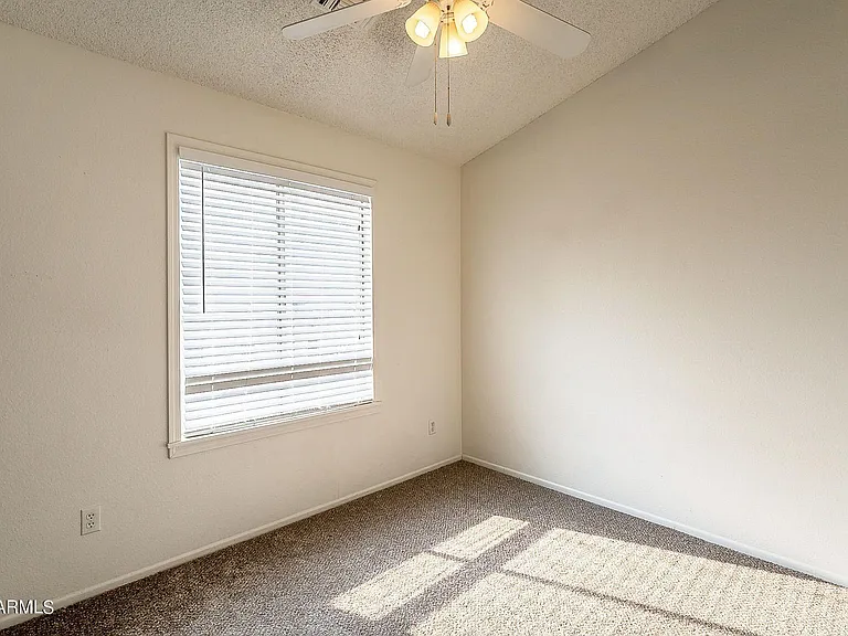 18616 N 34th Ave #5 — Photo 25