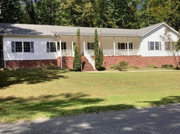 514 Wallace St, Warsaw, VA 22572
