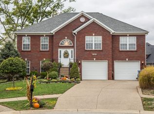 8604 Everett Rush Ct, Louisville, KY 40228