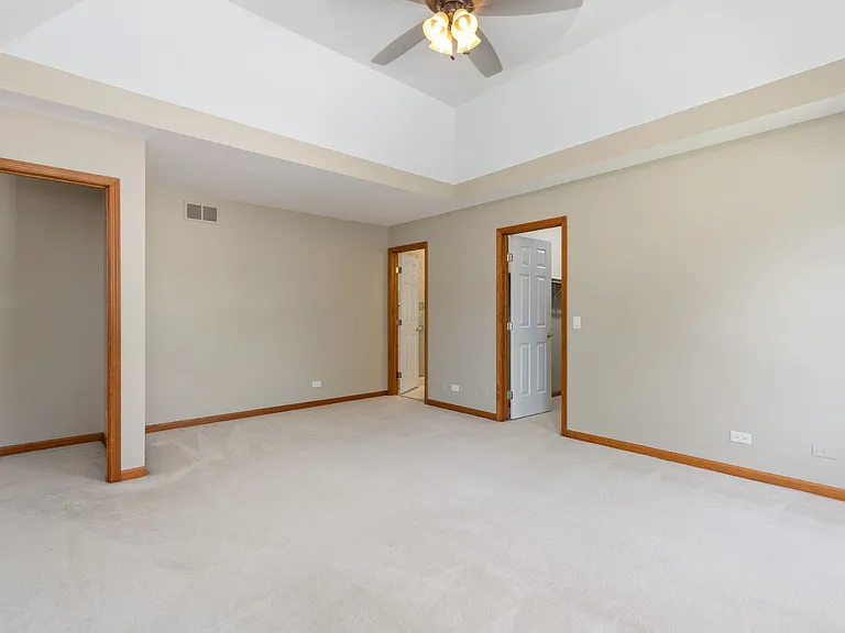 1018 Stockton Ct — Photo 27