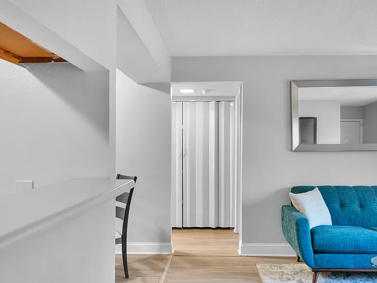 Devonwood Apartment Homes — Photo 18