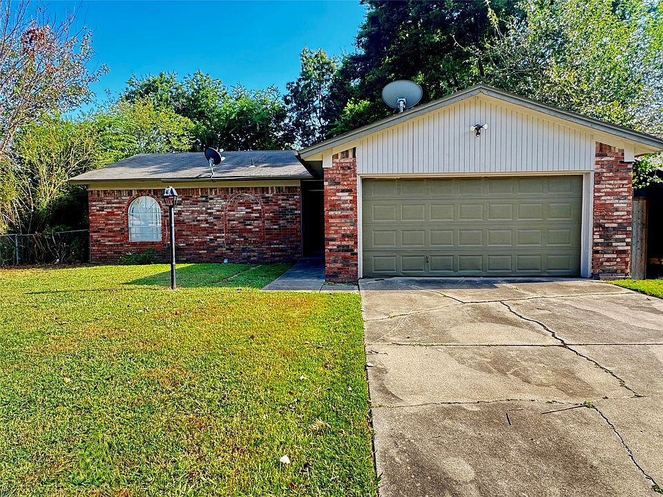 1st image of 11552 E 27th Ct