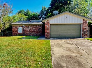 11552 E 27th Ct, Tulsa, OK 74129