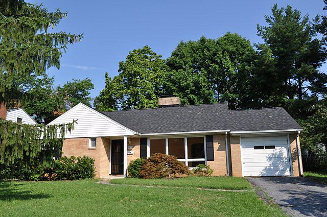 1st image of 1011 Chestnut Dr