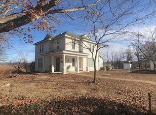 130 Cedar Ave, Cabool, MO 65689