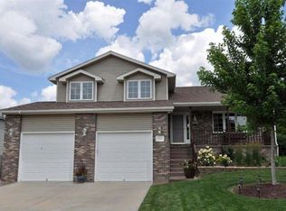 7536 S 38th St, Lincoln, NE 68516