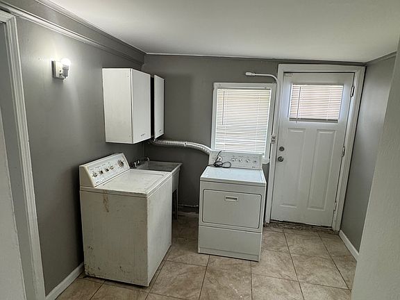 4th image of 24331 McDonald St