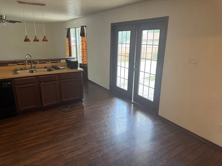 9314 Magnolia Grv — Photo 12