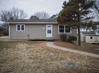 122 E Cleveland Ave, Warrensburg, MO 64093