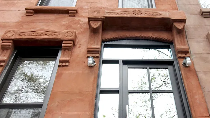 Rented by Nooklyn NYC LLC | media 21