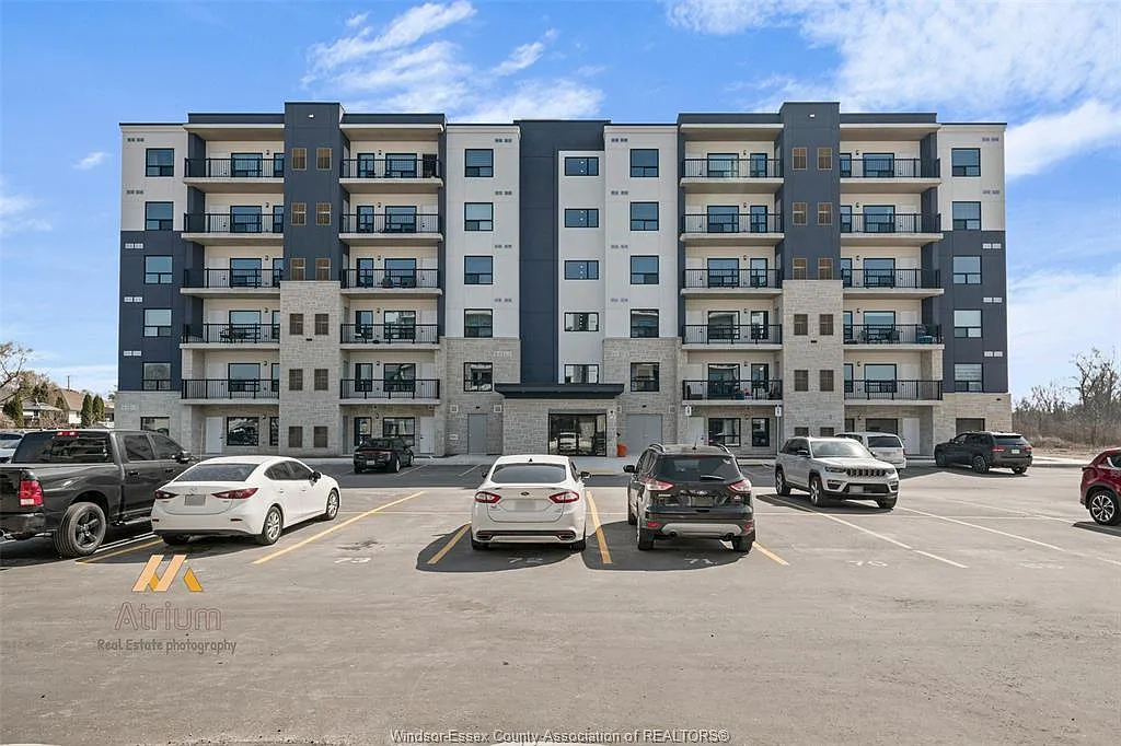2 bed, 2.0 bath, 1095 sqft, $2,500 — Photo 1