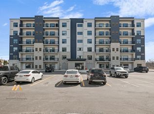 3320 Stella Cres #216, Windsor, ON N8T 3R8