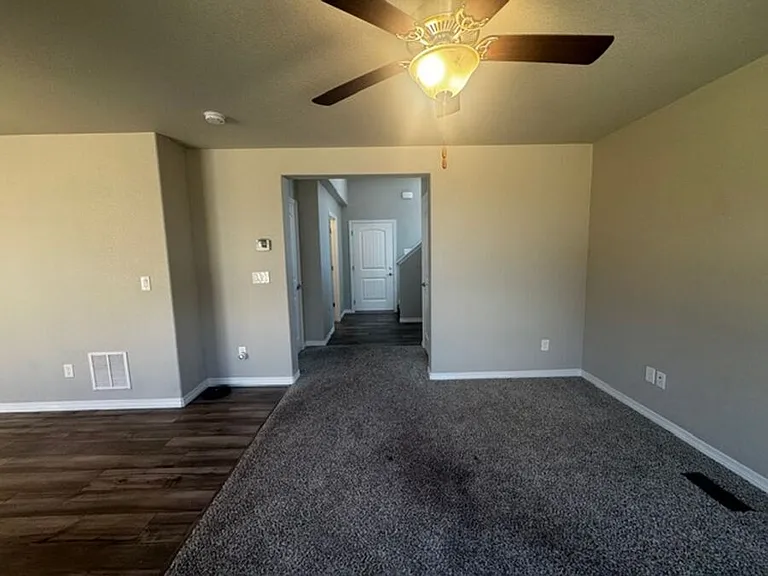 5338 Kingscote Dr — Photo 4