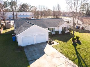 2709 Pendragon Ct, Chesapeake, VA 23323