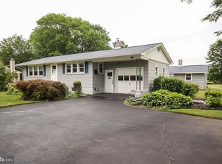 1615 N 5th St, Perkasie, PA 18944