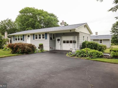 1615 N 5th St, Perkasie, PA, 18944