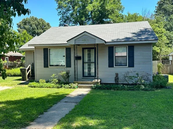 805 SW 5th St, Walnut Ridge, AR 72476