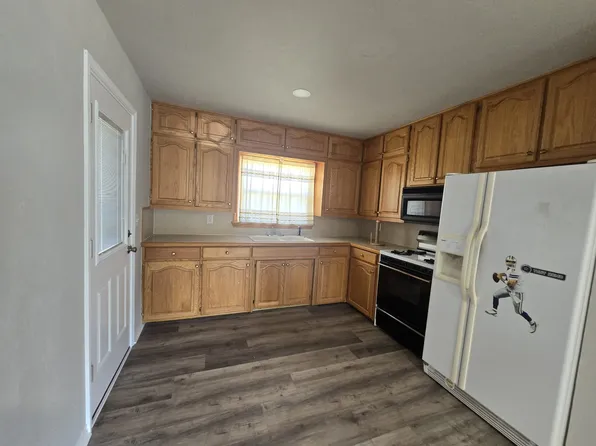 2407 N Shannon St, Sherman, TX 75092