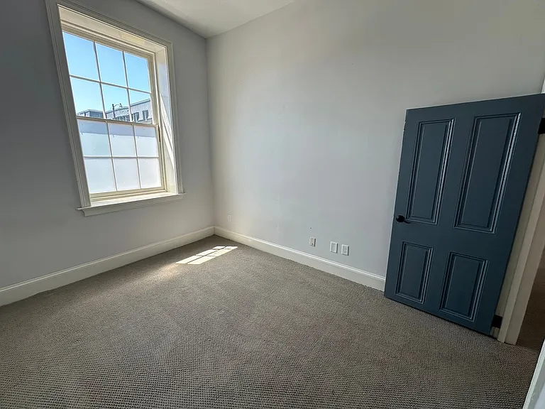 202 Hanover St #2D — Photo 7