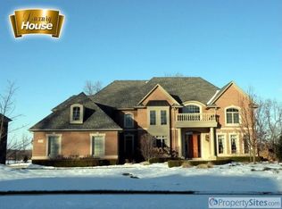 1916 Lincolnshire Dr, Rochester Hills, MI 48309