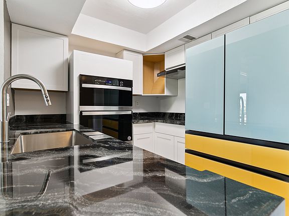 2nd image of 540 N May St #2066
