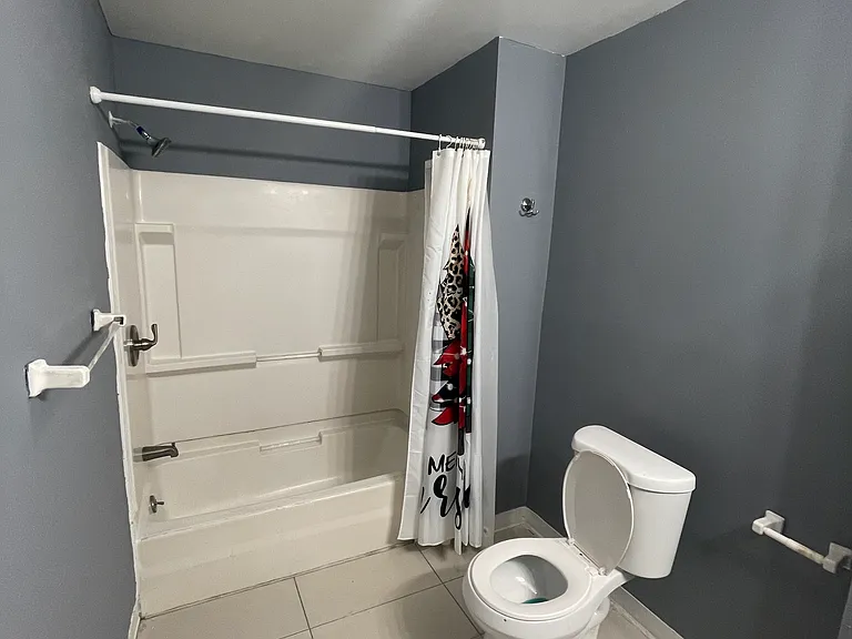 246 McBride Ave #2 — Photo 8