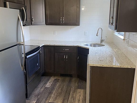 4th image of 5 Delafield Dr #A
