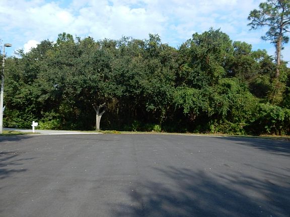 5th image of 12005 Evanshire Ct