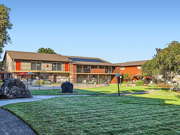 Oak Grove Village — Photo 15