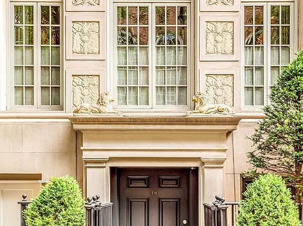 19 E 92nd St, New York, NY 10128