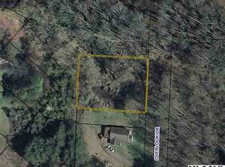 618 Overlook Dr, Newton, NC 28658