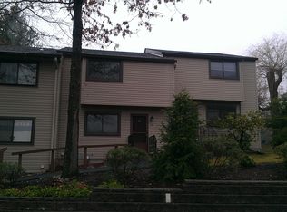 2 Downing Pl UNIT B, Poughkeepsie, NY 12603