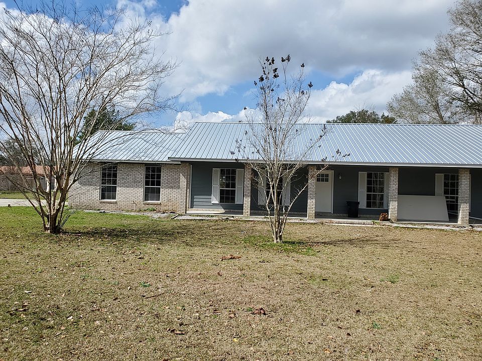 1st image of 18662 Live Oak Ln NW