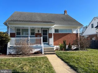 7436 Rockridge Rd, Pikesville, MD 21208