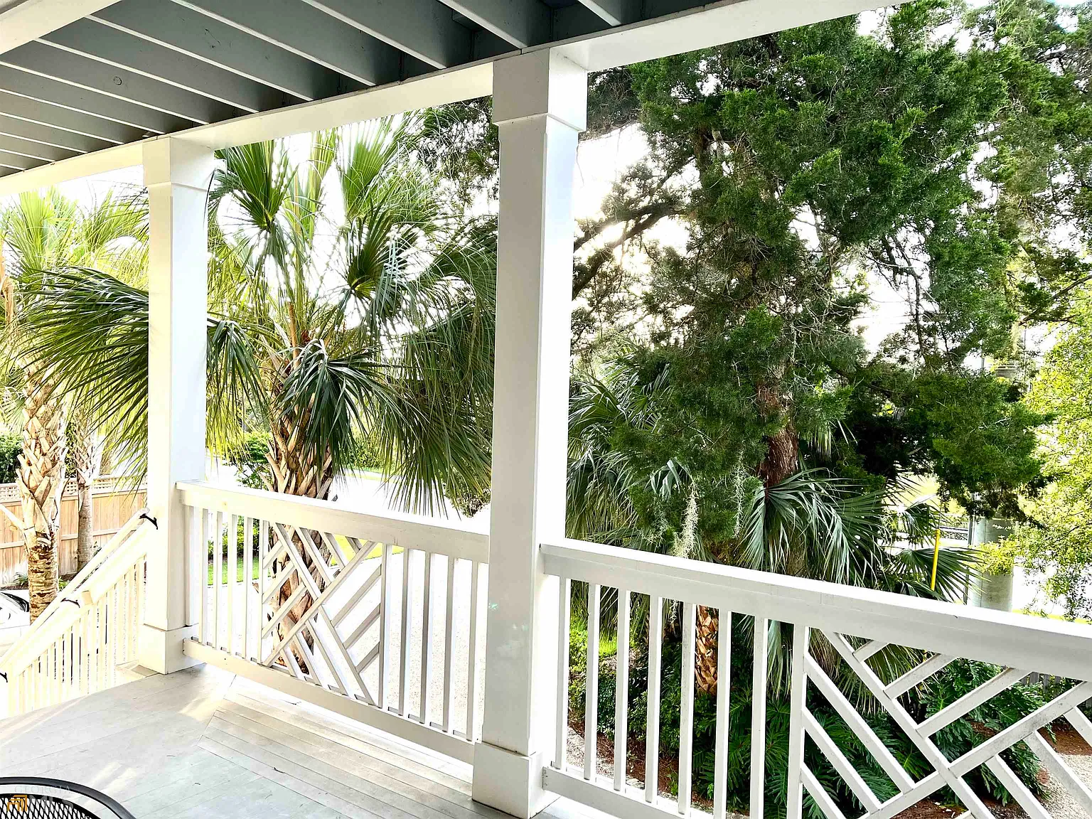 4 bed, 4.0 bath, 2500 sqft, $7,950 — Photo 4