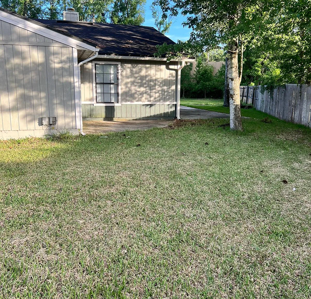 5 bed, 1958 sqft, $550 — Photo 4