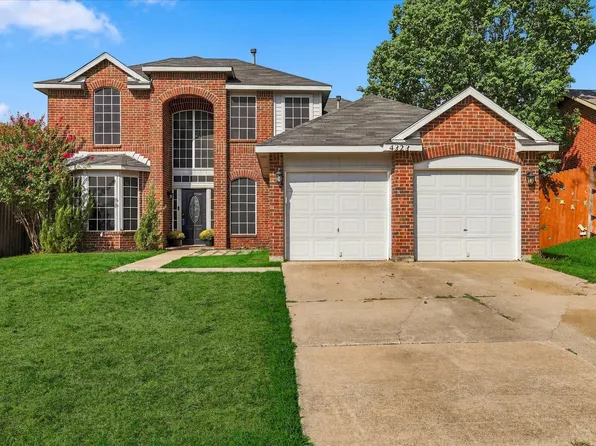 4323 Briar Hill Dr, Grand Prairie, TX 75052