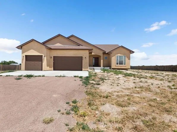 422 S Gilia Dr, Pueblo West, CO 81007
